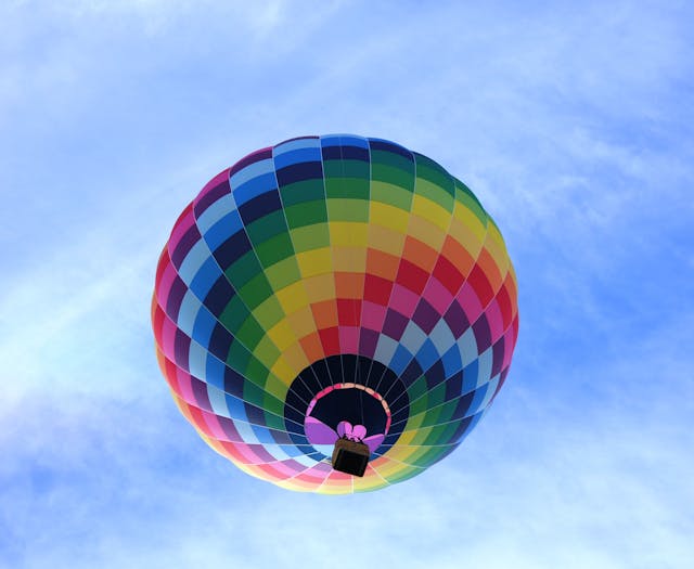 El poder del logotipo: cómo diseñar un símbolo que represente tu marca Color
